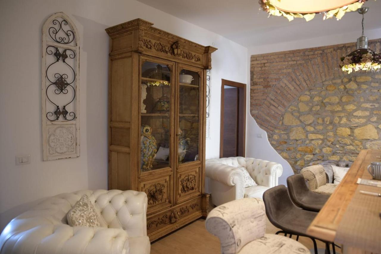 San Salvator Luxury Suites Nettuno Esterno foto