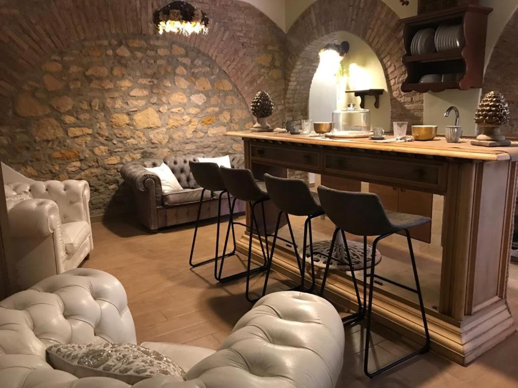 San Salvator Luxury Suites Nettuno Esterno foto