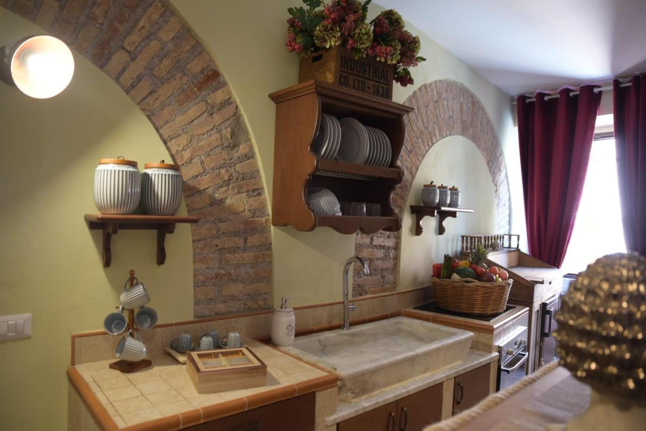 San Salvator Luxury Suites Nettuno Esterno foto
